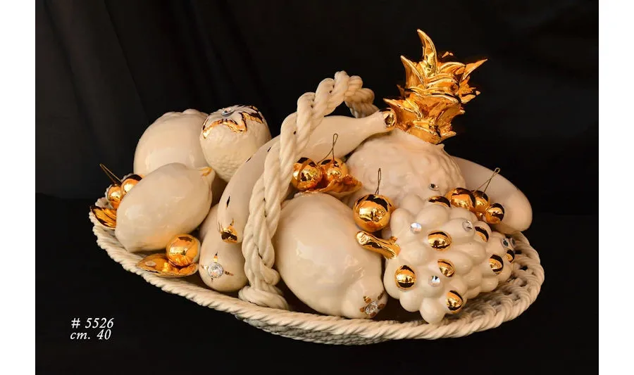 picture 1 Decorative fruit bowl made of ceramic