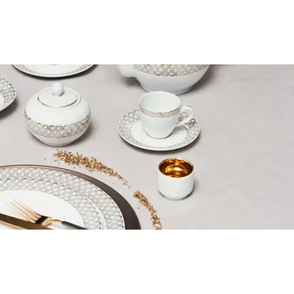 Zdjęcie Cudowna zastawa stołowa z portugalskiej porcelany dla 12 osobowej rodziny - Porcel