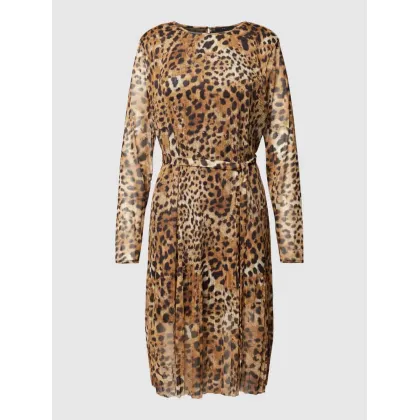 Zdjęcie Sukienka o długości do kolan z wycięciem w kształcie łezki z tyłu