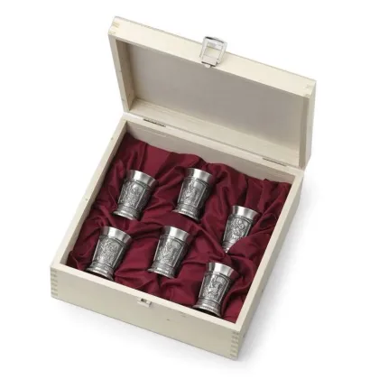 Zdjęcie Upominkowy komplet 6 kieliszków do wódki z cyny