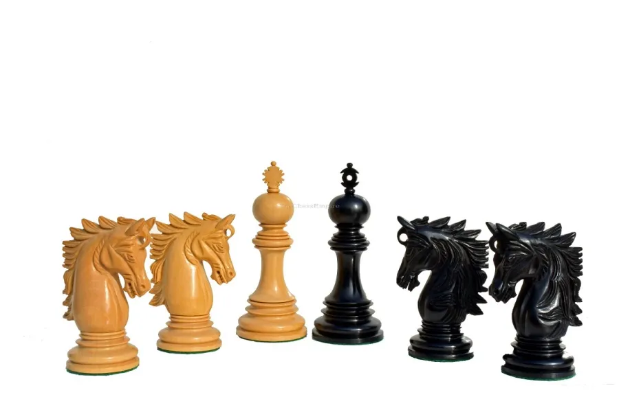 obrazek 6 Wyjątkowe figury szachowe z pięknymi zwieńczeniami - The Chess Empire