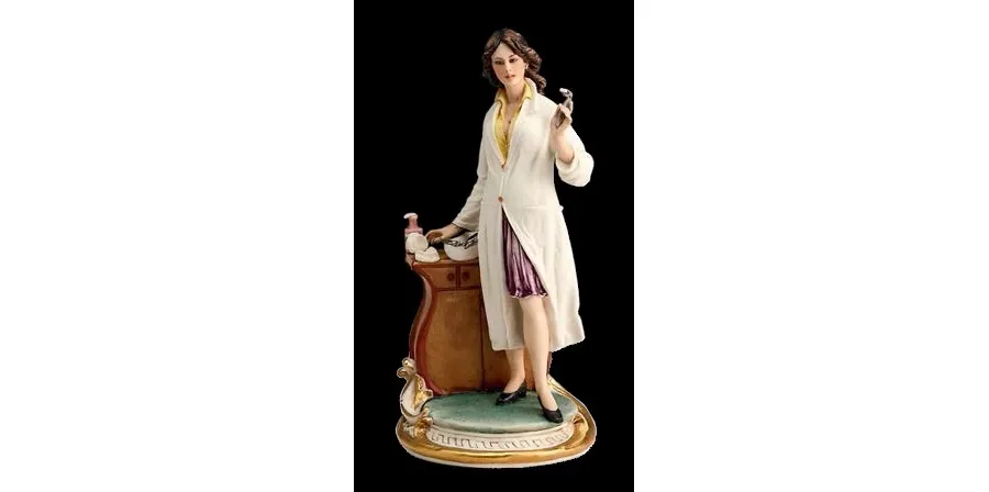 obrazek 1 Porcelanowa statuetka dentystki do gabinetu
