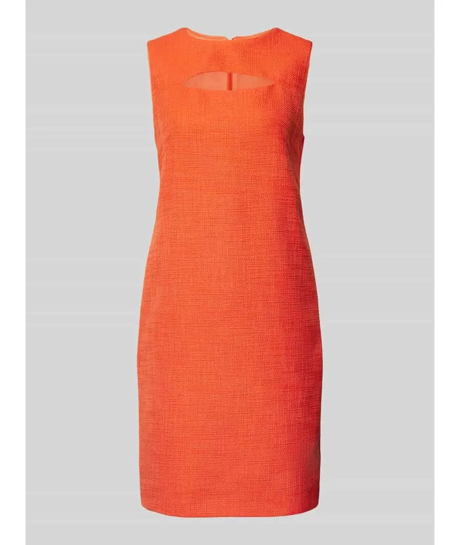 obrazek 1 Sukienka o długości do kolan z wycięciem