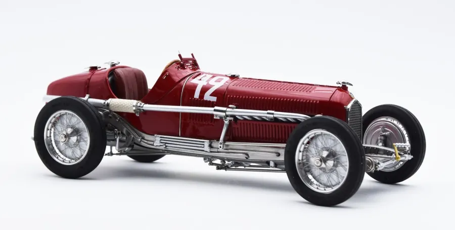 obrazek 1 Replika Alfa-Romeo P3 Chiron, Winner GP Marseille 1933, #42