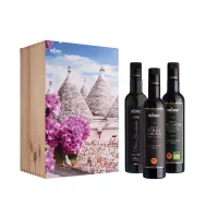 Zdjęcie Drewniane pudełko upominkowe z 3 włoskimi butelkami oliwy z oliwek