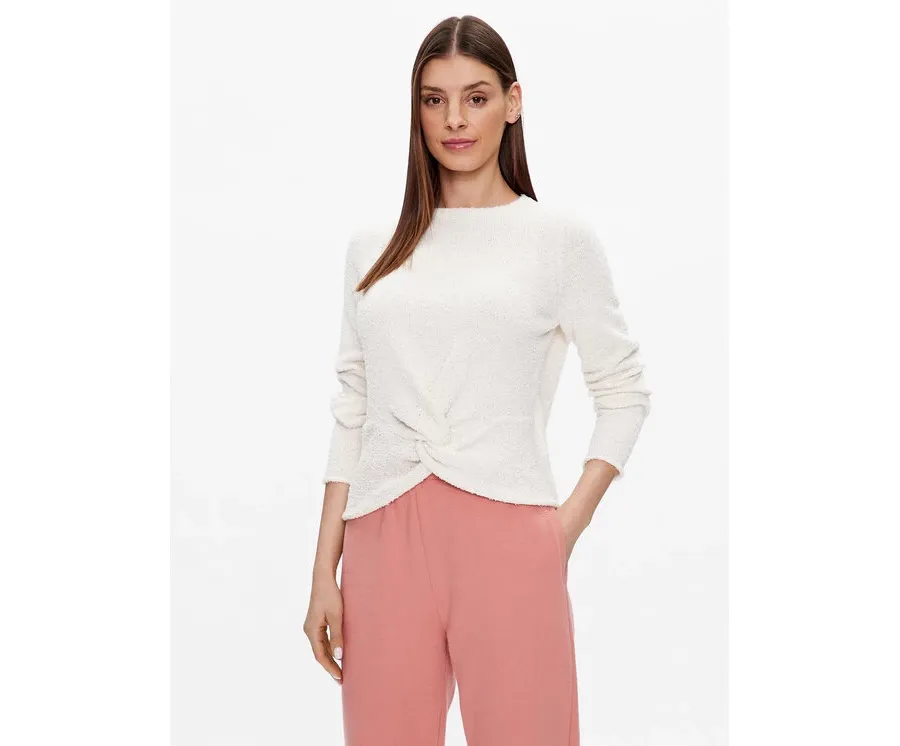 obrazek 1 Mustang Sweter Carla 1013602 Écru Regular Fit