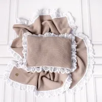 Picture Royal Beige blanket and pillow