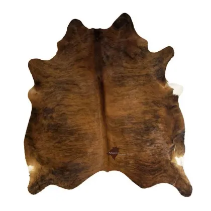 Zdjęcie Piękny dywan z naturalnej skóry bydlęcej - 203x190 cm