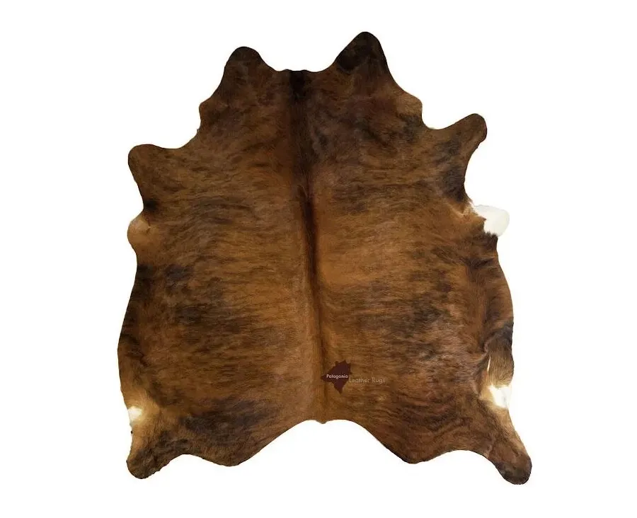obrazek 1 Piękny dywan z naturalnej skóry bydlęcej - 203x190 cm