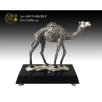 Zdjęcie Figura wielbłąda na eleganckiej podstawie