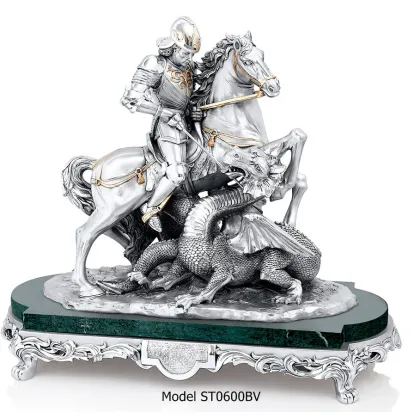 Zdjęcie Statuetka św. Jerzego - prezent na biurko