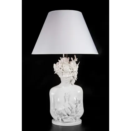 Zdjęcie Włoska ceramiczna lampa z postacią z morskimi zdobieniami