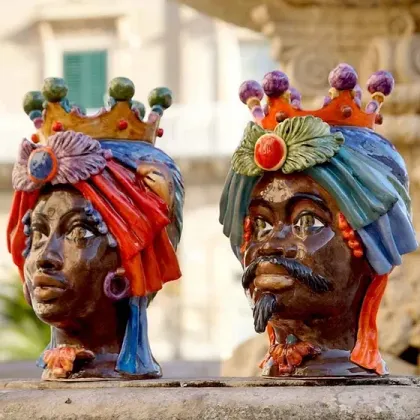 Zdjęcie Głowa Maura i Mauryjki nawiązująca do panowania Maurów na Sycylii