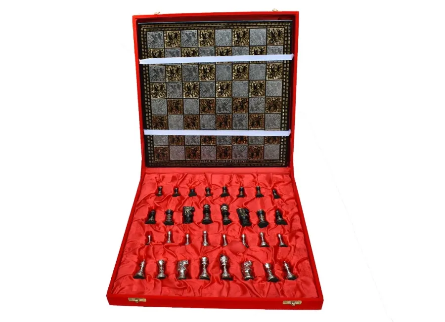 obrazek 8 Prestiżowy komplet szachowy sporządzony z mosiądzu - The Chess Empire