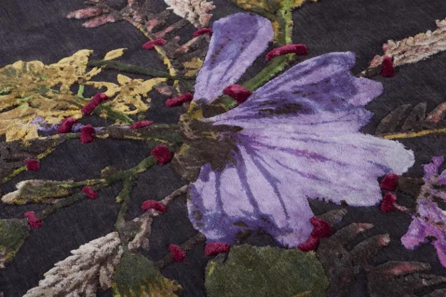 obrazek 10 Kwadratowy dywan z motywem kwiata - SAVAGE FLOWERS: BLOSSOM