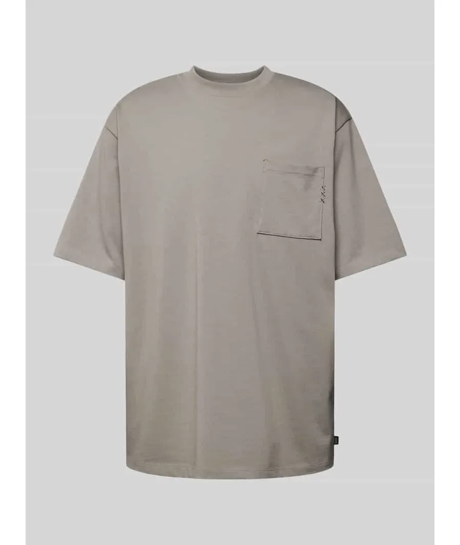 obrazek 1 T-shirt z kieszenią na piersi model ‘CORE’