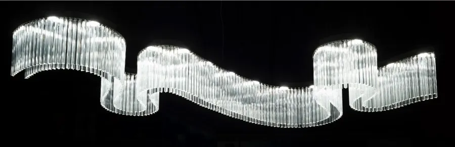 obrazek 4 Piękna lampa sufitowa „Snake” z przezroczystymi trójścianami ze szkła Murano - Il Paralume Marina