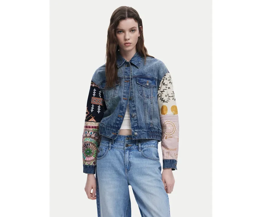 obrazek 1 Desigual Kurtka jeansowa Cassid 25SWED59 Niebieski Regular Fit