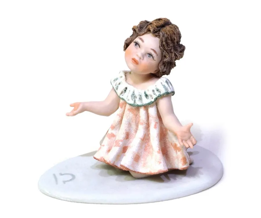 obrazek 1 Porcelanowa mała dziewczynka - symbol wagi znaku zodiaku - Sibania