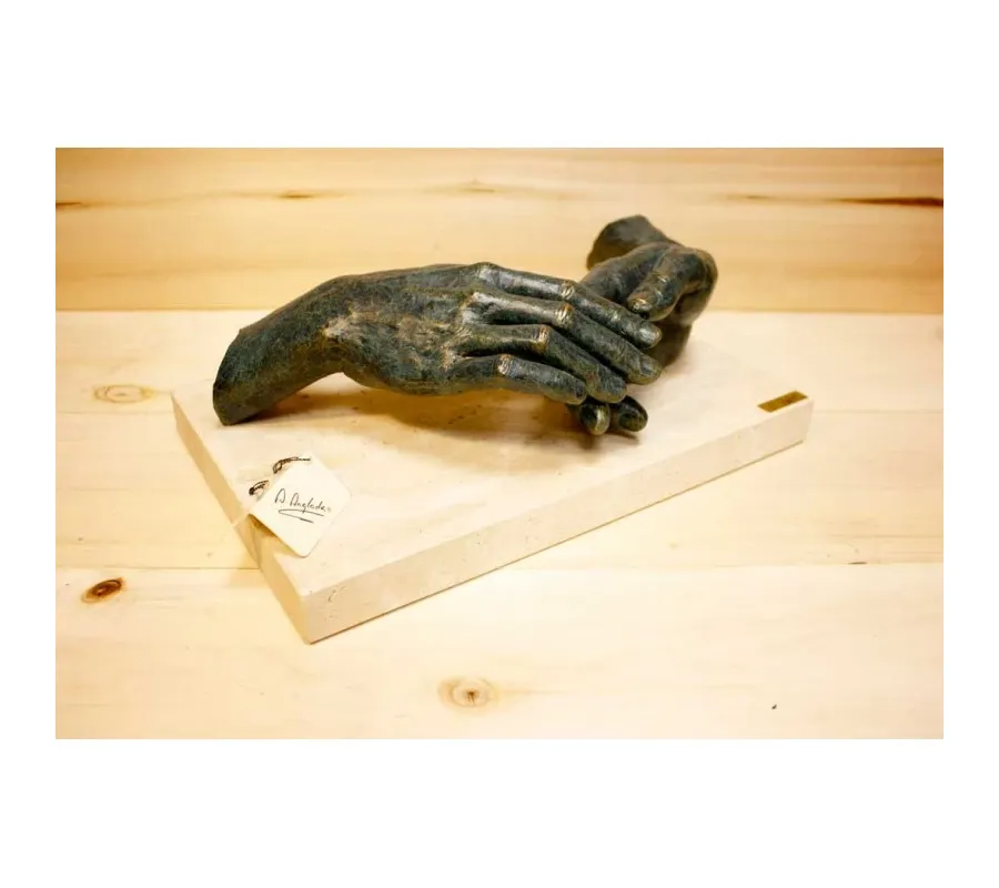 picture 3 A perfect sculpture for an anniversary - clasped hands