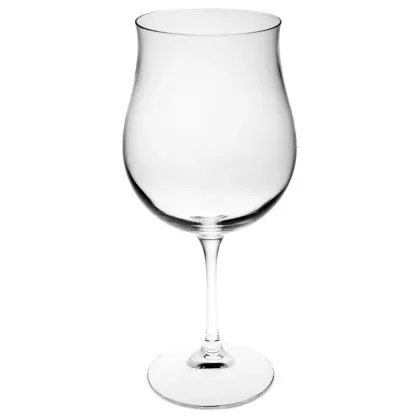 Zdjęcie Eleganckie kieliszki do wina