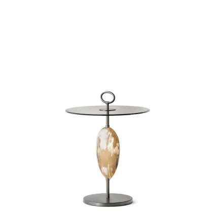 Zdjęcie Luksusowy stolik z matowego rogu i oksydowanego mosiądzu - Arcahorn