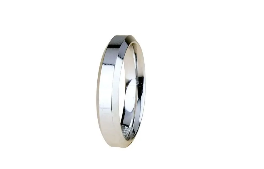 obrazek 1 Elegancka Wąska obrączka z białego złota z diamentem o masie 0,01 ct. 3mm szerokości