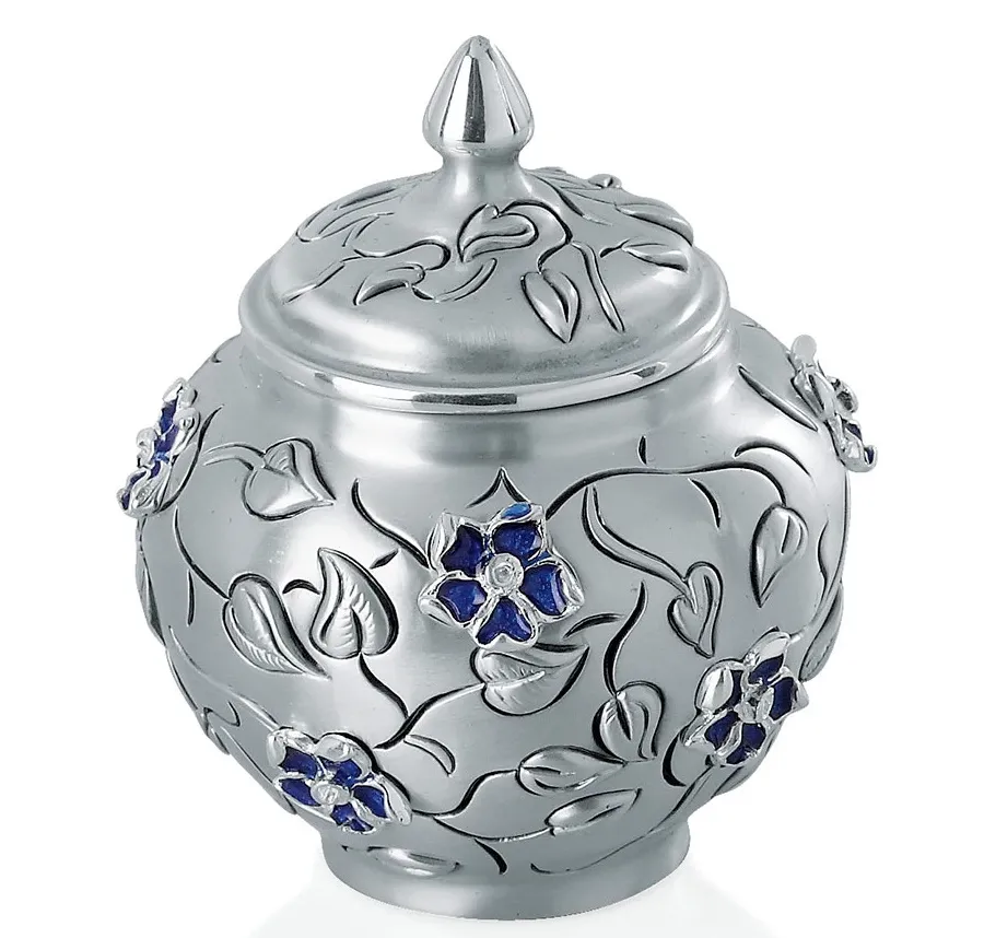 picture 1 Great decorative box for ladies