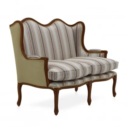 Zdjęcie Elegancka sofa 2-osobowa w stylu klasycznym - Sevensedie