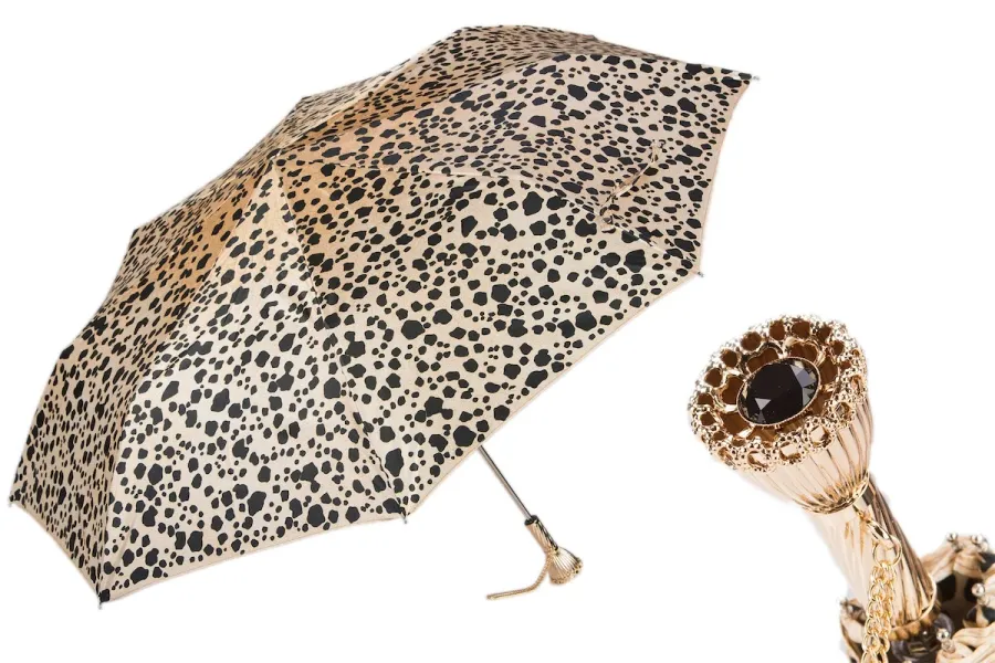 obrazek 1 Wyjątkowy jasnobrązowy parasol damski zdobiony motywem skóry leoparda z rączką z klejnotem - Pasotti