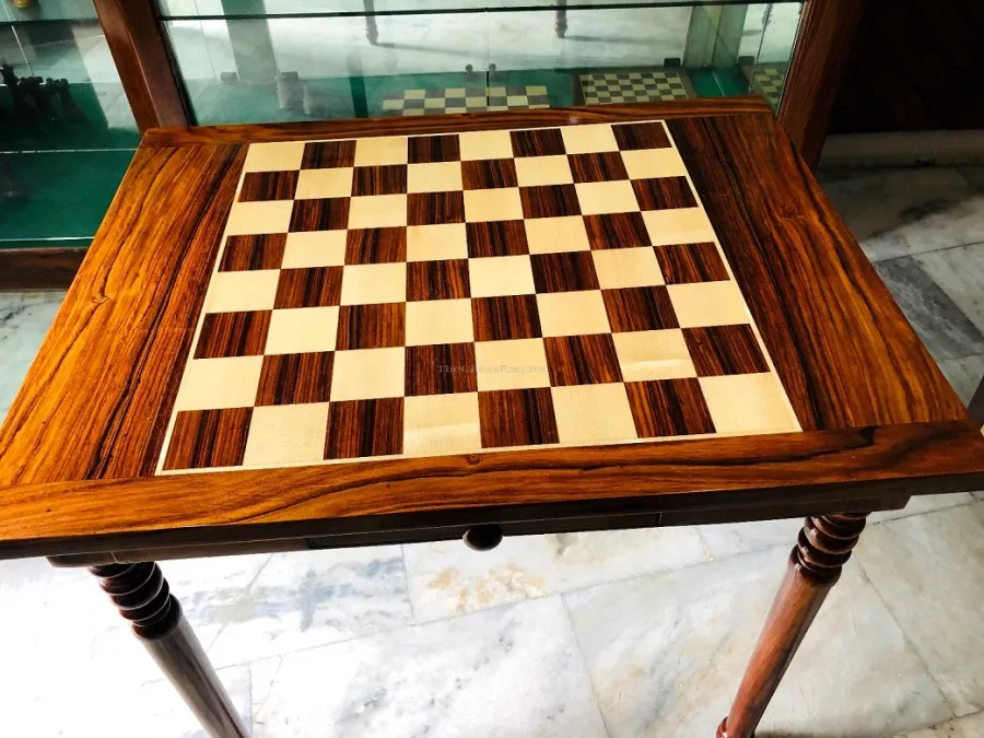 obrazek 4 Ekskluzywny stół szachowy z serii Prestige idealny na prezent - The Chess Empire