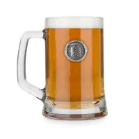 Zdjęcie Niepowtarzalny prezent na specjalną okazję – kufel z cynowym inicjałem – ozdobną literą „K”