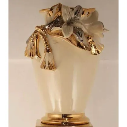 Zdjęcie Designerski salon - ceramiczny wazon
