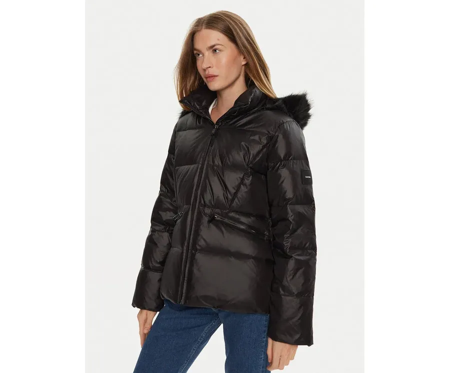 obrazek 1 Calvin Klein Kurtka puchowa K20K207733 Czarny Regular Fit