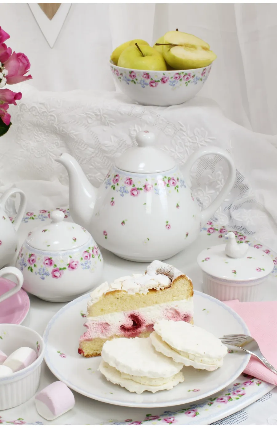 obrazek 2 Piękna misa z porcelany zdobiona wyjątkowym motywem róży - Leander