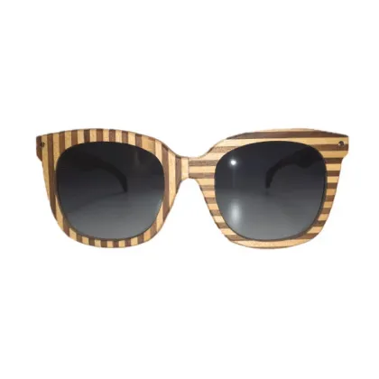 Zdjęcie Przeciwsłoneczne okulary z drewnianymi oprawkami - Legno Light