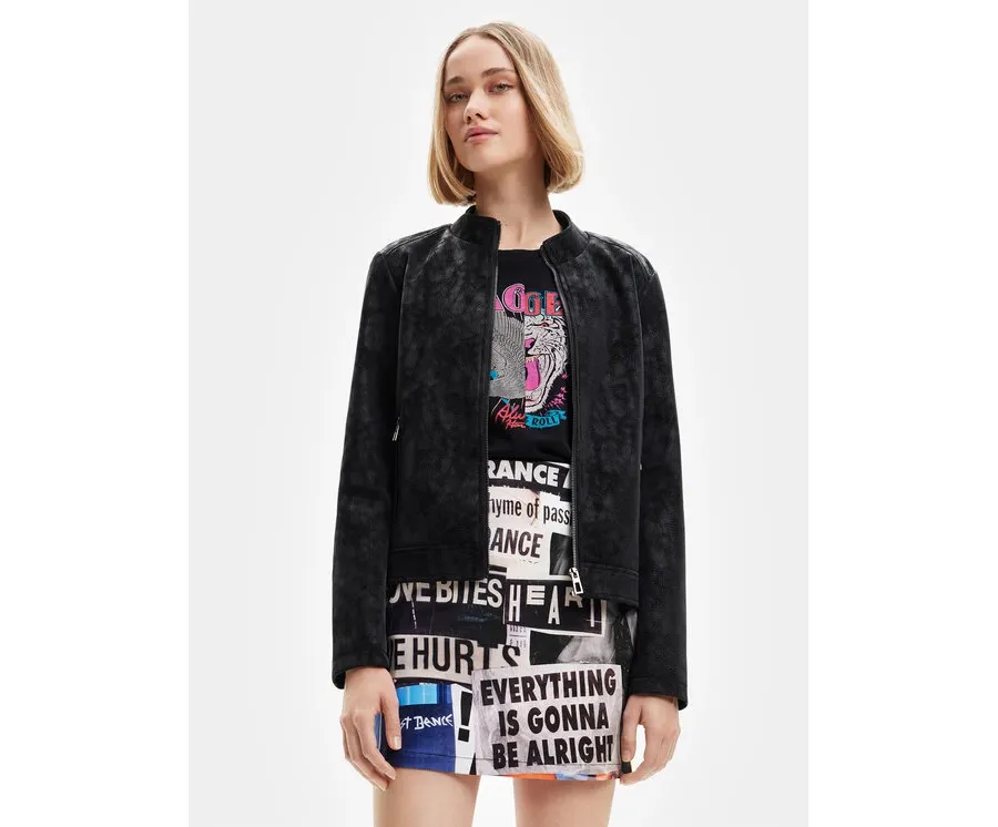 obrazek 1 Desigual Kurtka z imitacji skóry Detroit 23SWEW02 Czarny Regular Fit