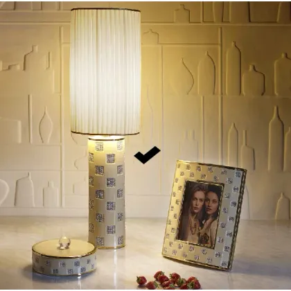 Picture A unique lamp made of Italian ceramics - Bruno Costenaro