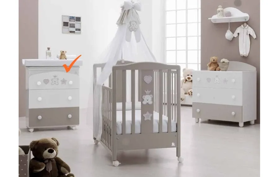 obrazek 1 Klasyczna komoda do sypialni niemowlęcej - Italbaby