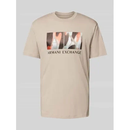 Zdjęcie T-shirt z nadrukiem z logo