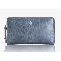 Picture Beautiful women's leather wallet from an English brand