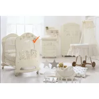 Picture Classic ivory baby cot - Italbaby