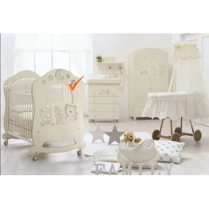 Zdjęcie Klasyczne łóżeczko niemowlęce w kolorze kości słoniowej - Italbaby