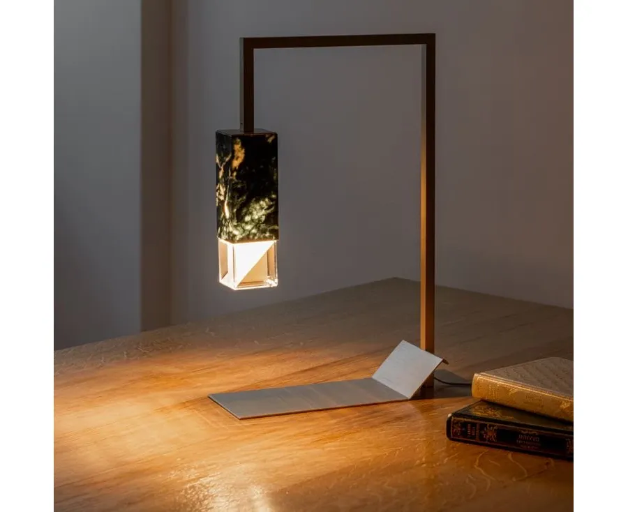 obrazek 3 Piękna lampa na biurko w stylu minimalistycznym