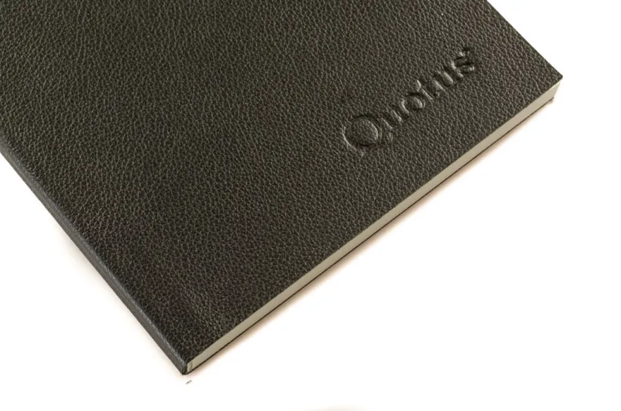 picture 3 Weekly notebook made of leather