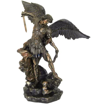 Zdjęcie Figura Archanioła Michała