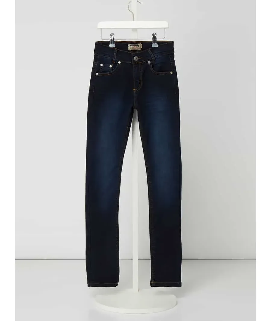 obrazek 1 Jeansy w dekatyzowanym stylu o kroju skinny fit