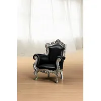Picture An antique exclusive armchair for a sophisticated interior - Morello Gianpaolo