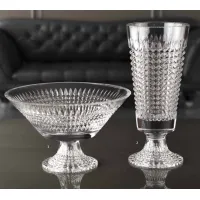 Picture Crystal vase and plate from the Spark collection