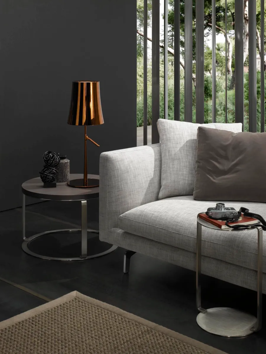 obrazek 3 Wytworna, elegancka, nowoczesna, praktyczna kanapa do salonu - Casadesus